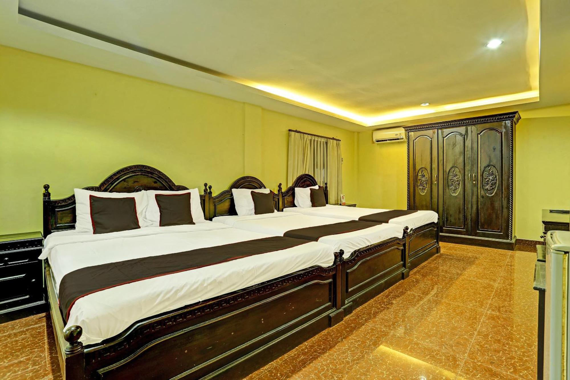 Collection O 91081 New Arena Hotel Kuta Lombok Extérieur photo