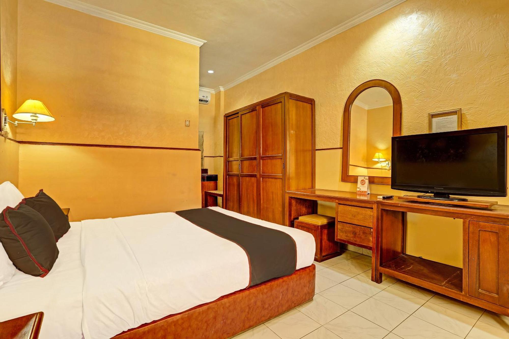 Collection O 91081 New Arena Hotel Kuta Lombok Extérieur photo
